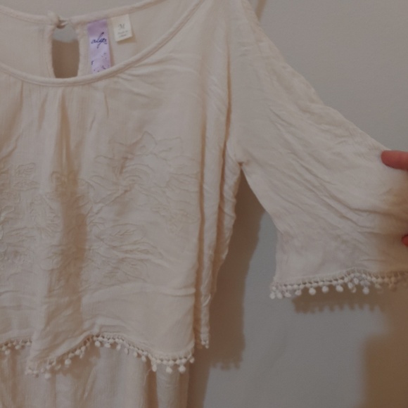 Cream romper - Picture 2 of 4